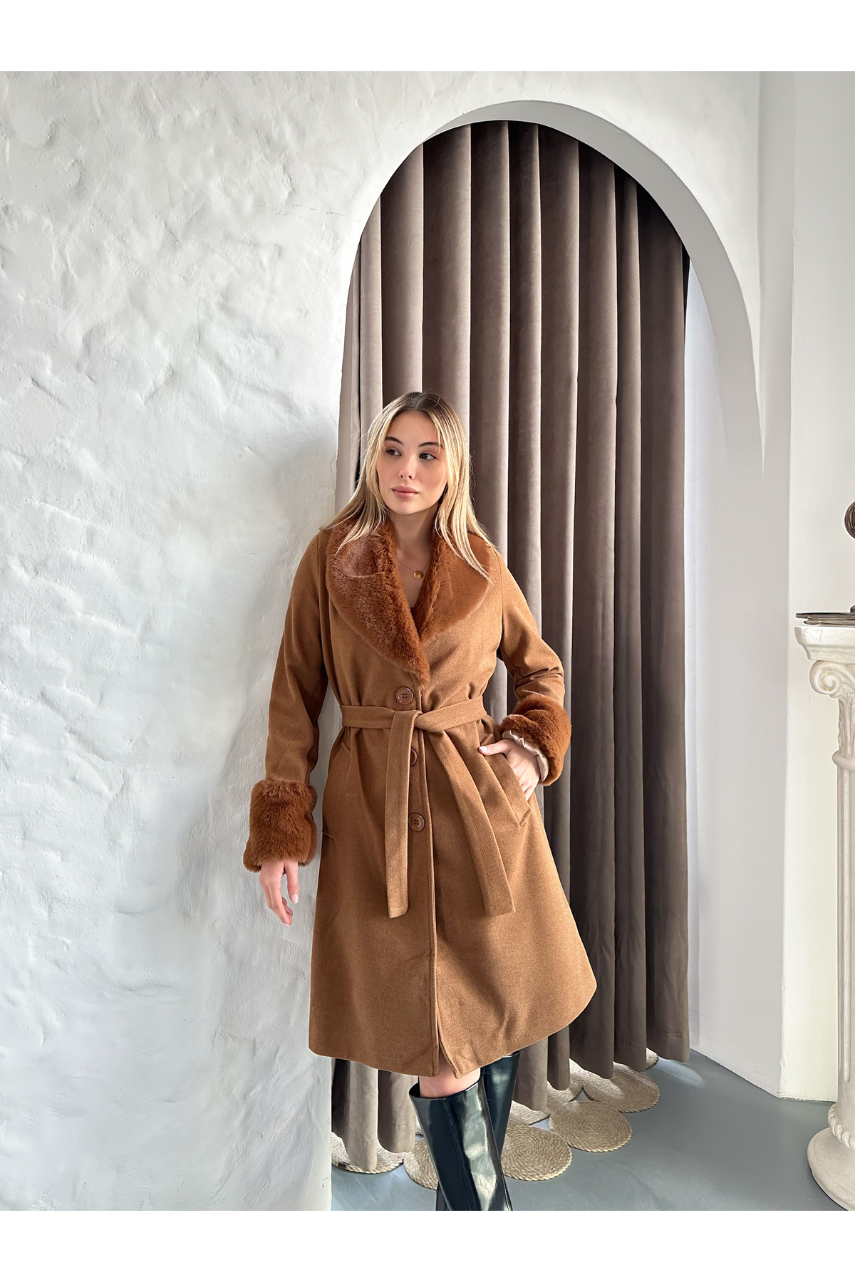verabelle  Uzun Suni Kürk Detaylı Kaban - Görsel 6
