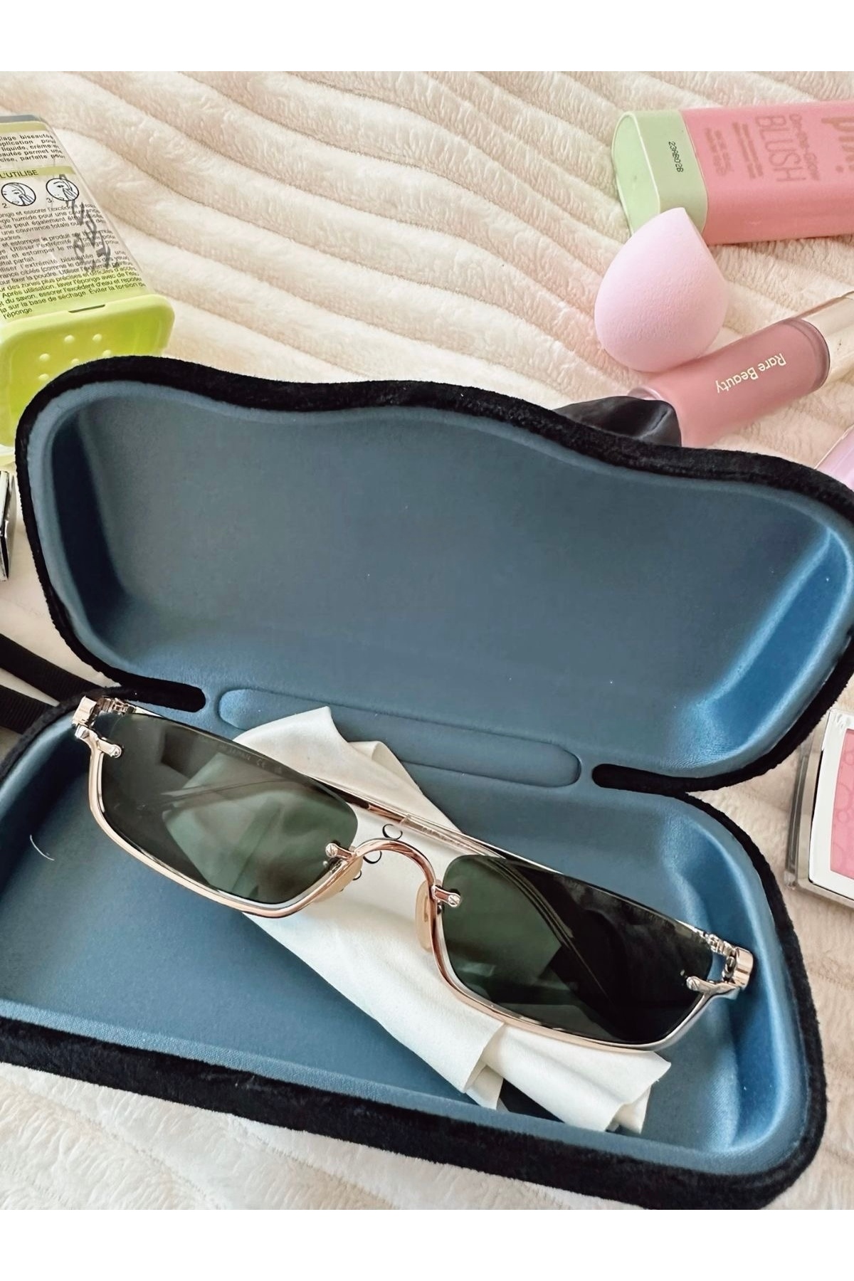 SUNGLASSES UV400 PROTECTION GREEN WOMEN NEW SEASON CAT EYE CASE AND WIPING CLOTH GIFT
