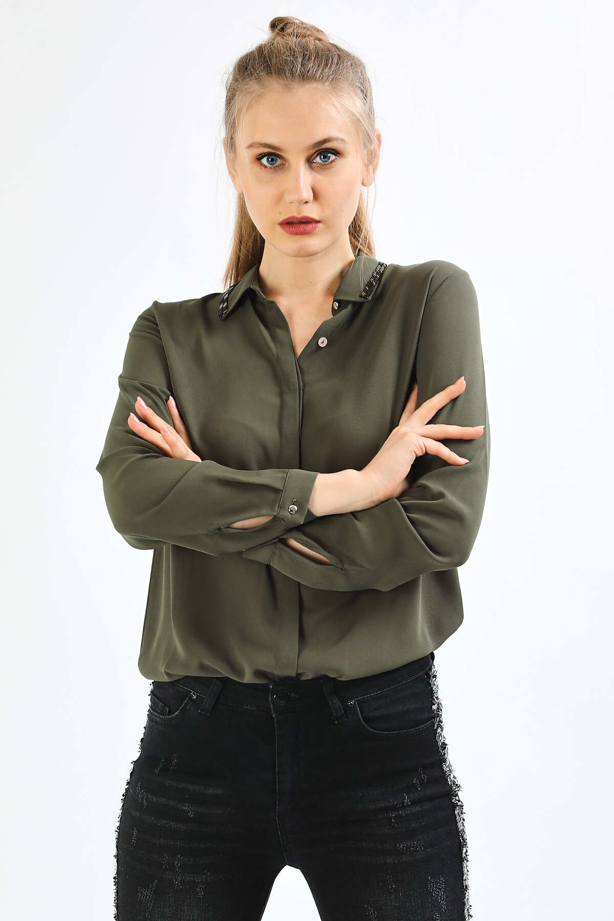 PERA MODA  Yakası Boncuk Özellikli Gömlek - Görsel 3