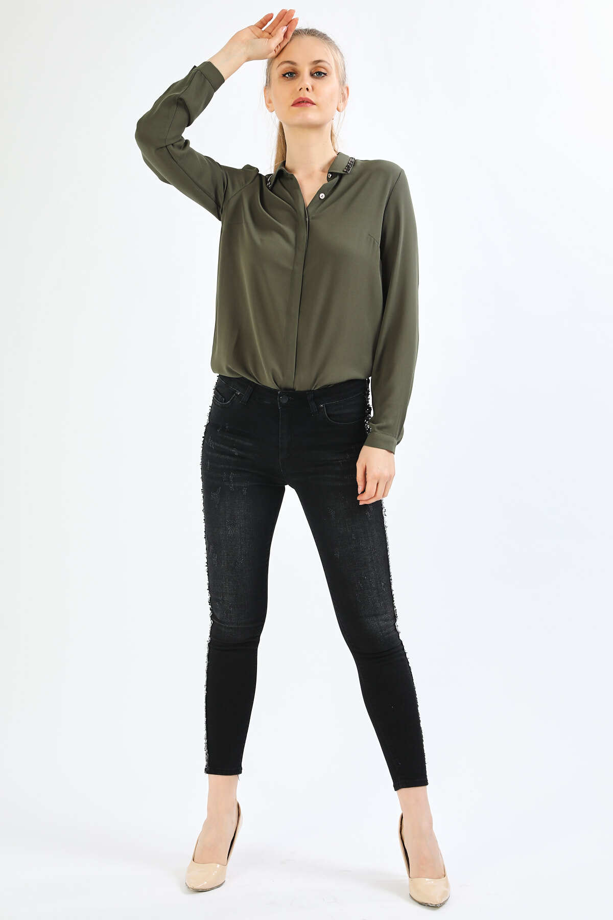 PERA MODA  Yakası Boncuk Özellikli Gömlek - Görsel 2