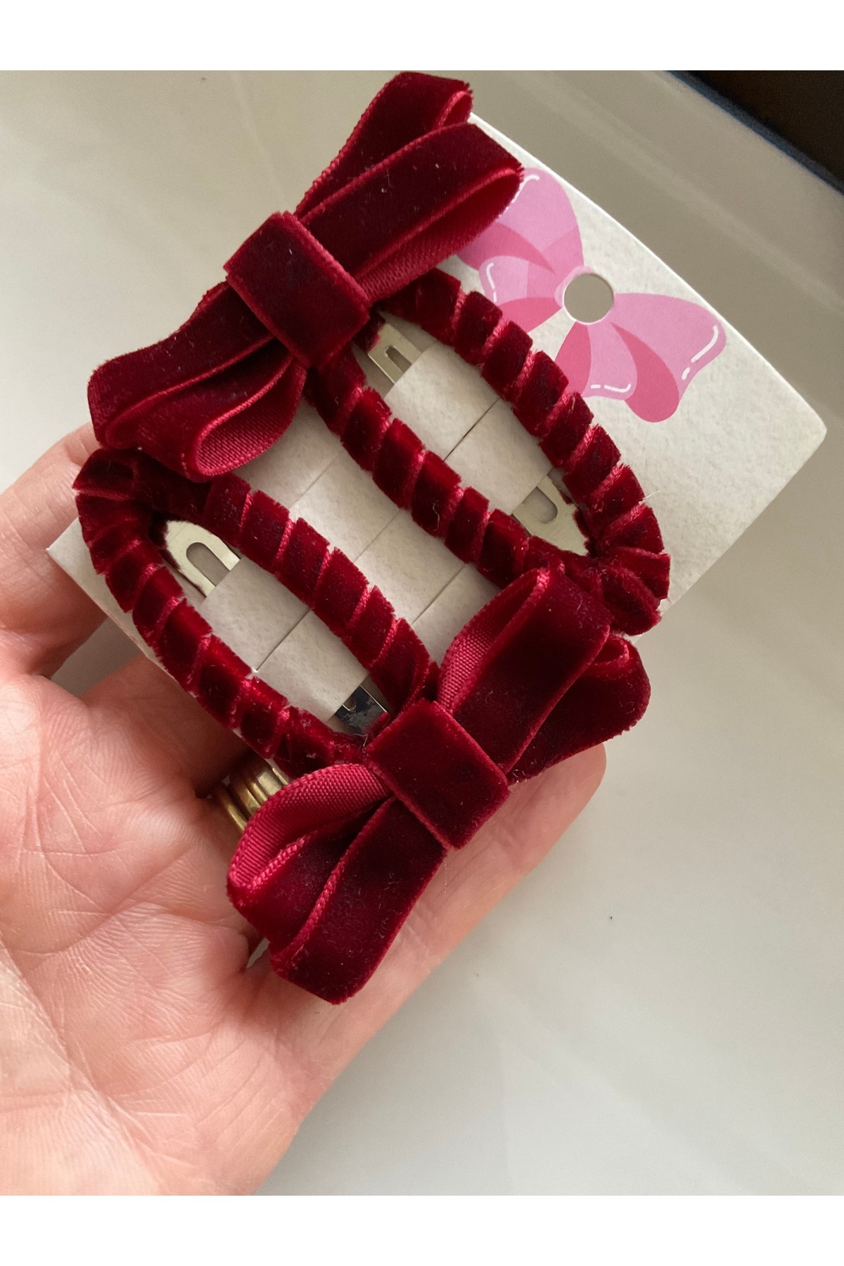 MADE BY PERİ Kadife kurdele ile kaplanmış fiyonk detaylı çıtçıt toka