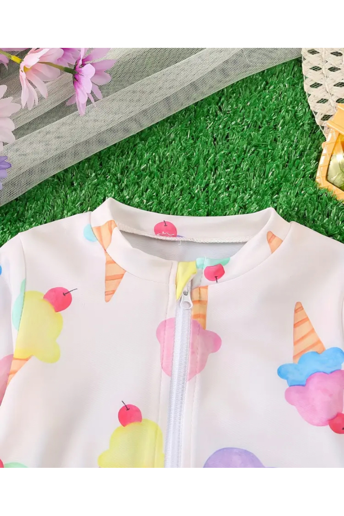 MODA Renkli dondurma desenli, uzun kollu, fırfır detaylı bebek mayo. Esnek ve rahat tasarım. fotoğrafı 3 (önizleme)