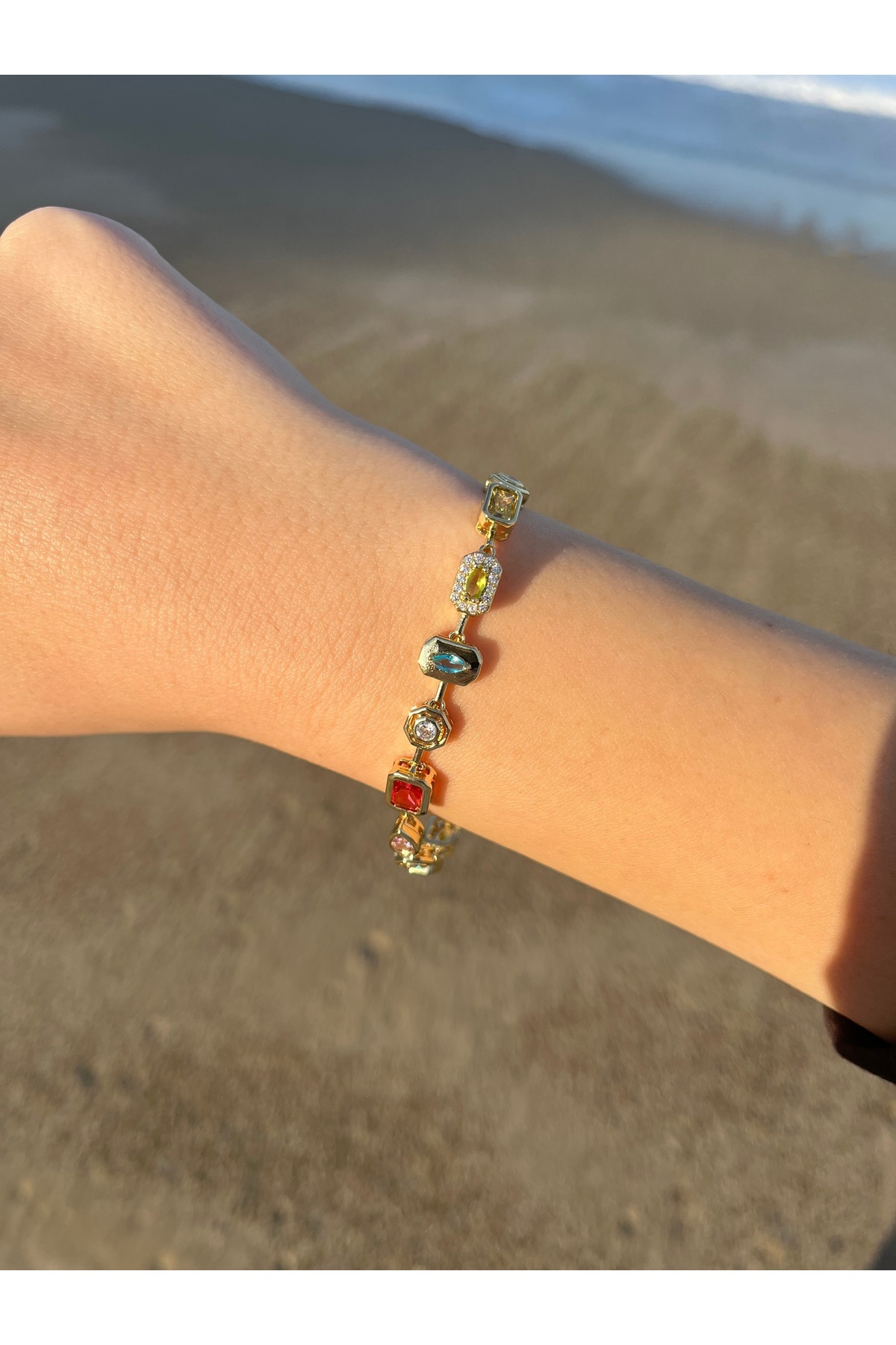 14K GOLD RENK ÇOK RENKLİ BİLEKLİK