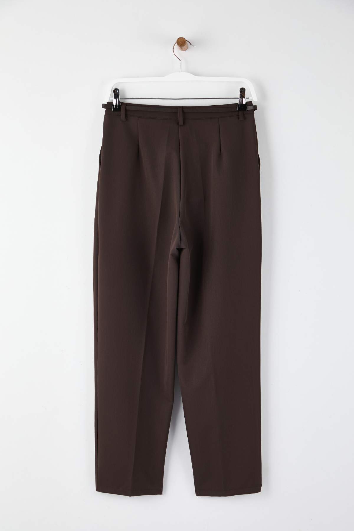 Trendyolmilla  Kahverengi Kemerli Havuç/Şalvar Kalıp Dokuma Pantolon TWOAW26PL00167 - Görsel 6