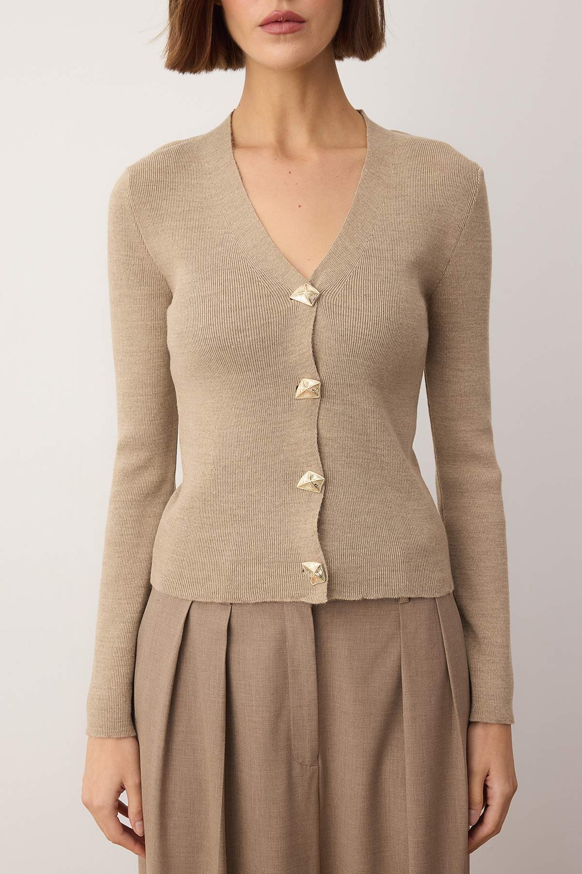 Trendyolmilla  Vizon Düğme Detaylı Düz Triko Hırka TWOAW26HI00144 - Görsel 3