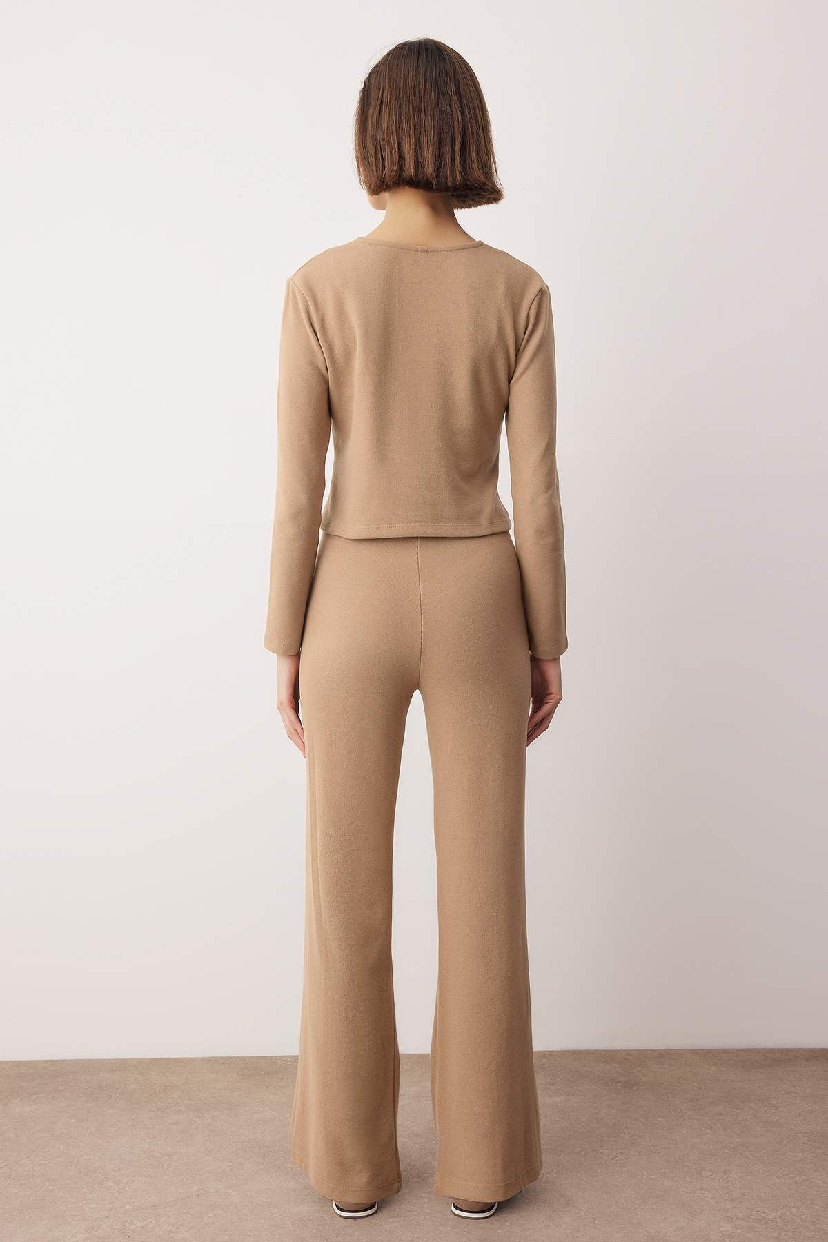 Trendyolmilla  Vizon Selanik Patlı Fitted/Vucuda Oturan Esnek Örme Alt - Üst Takım TWOAW26AU00138 - Görsel 4