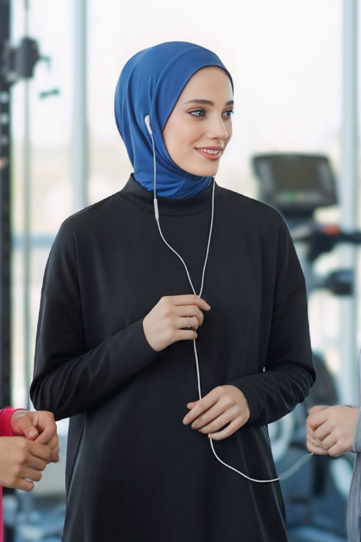 Aisha's Design Boyun Kapatıcı Özellikli ve Kulaklık Girişli Penye Bone,B-94,İndigo