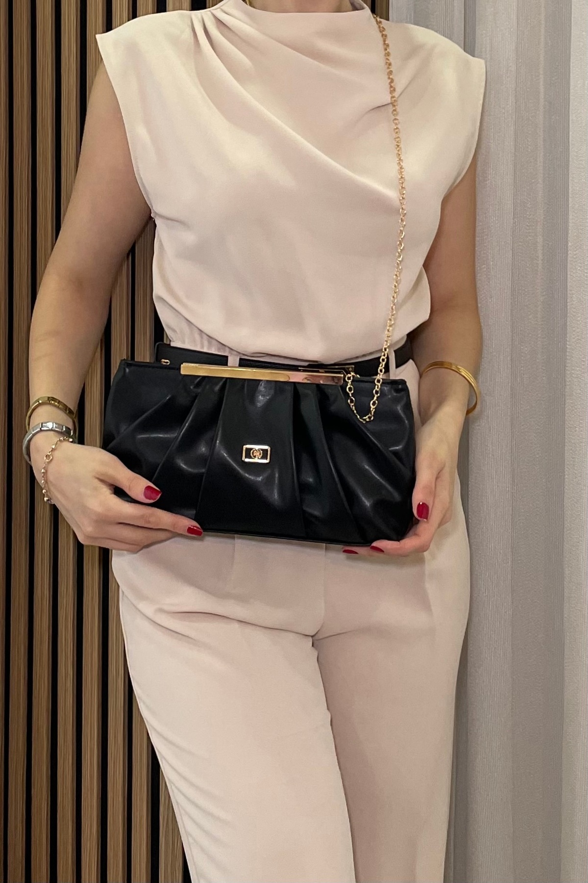 themoiss Fibag Kadın Siyah, Yumuşak Deri, Gold Zincir Detaylı, El Çantası görsel 4