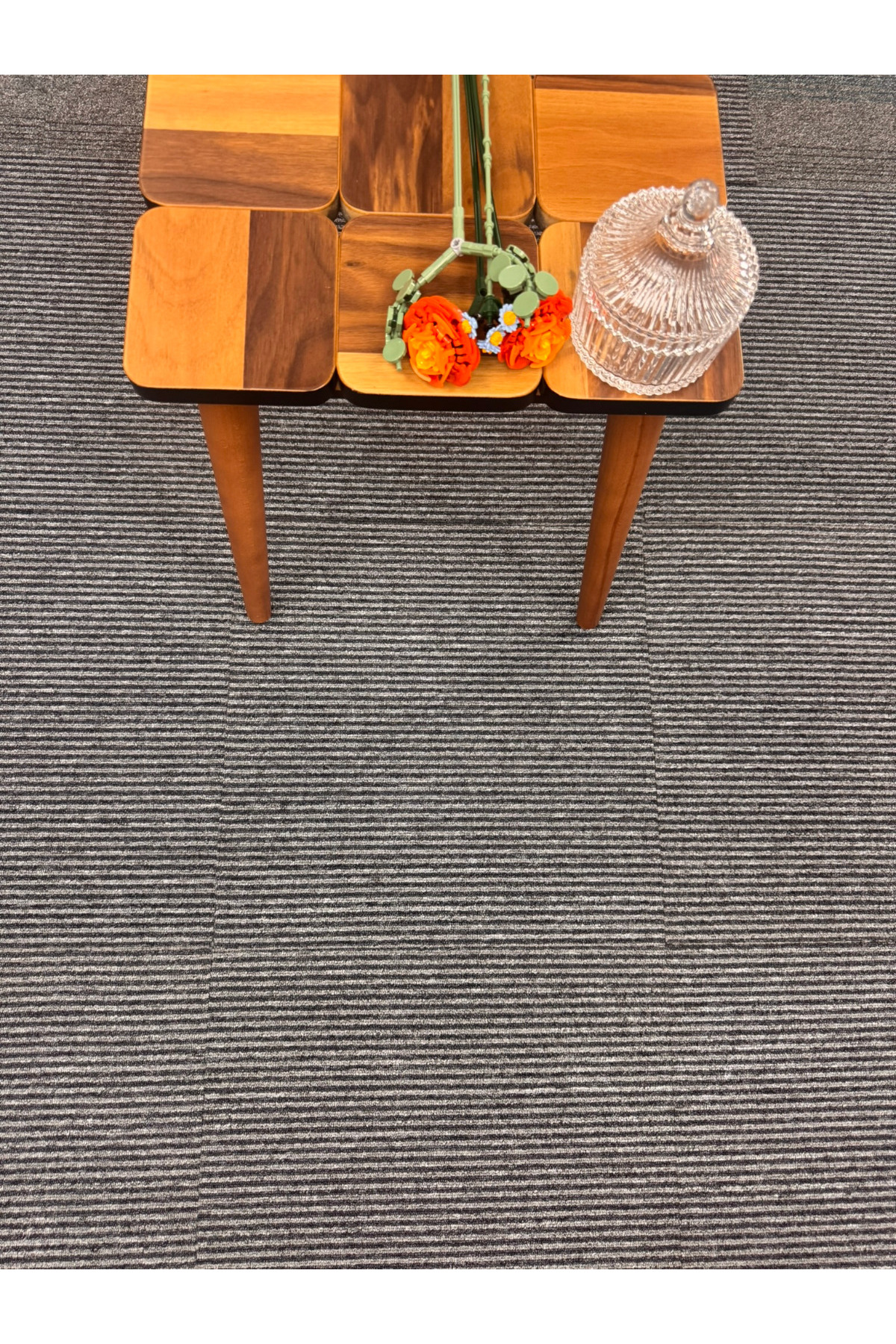 Tile Carpet-River Line 02 ( 1 Tile: 50 x 50 cm | 1 Pack: 8 m² )