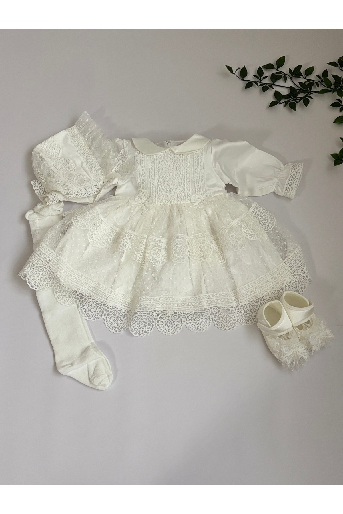 Cherub Baby Sare Model  Kız Bebek Dantelli Elbise Yenidoğan Lüx Elbise Seti - Hastane Çıkışı Ve Mevlütlük Takım fotoğrafı 5 (önizleme)