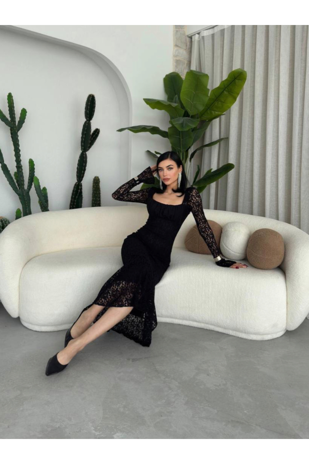 Afiş Butik  Siyah Dantelli Piliseli Kare Yaka Midi Elbise - Görsel 6