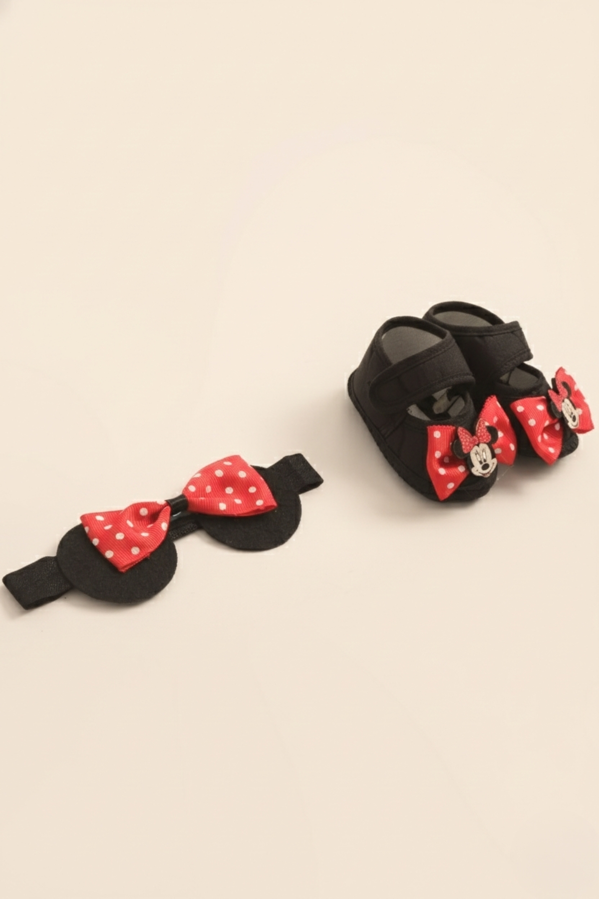 LOGO AKSESUAR 0-3 Ay Yeni Doğan Mickey Mouse Siyah-Kırmızı Bebek Bandana Patik Seti fotoğrafı 3 (önizleme)