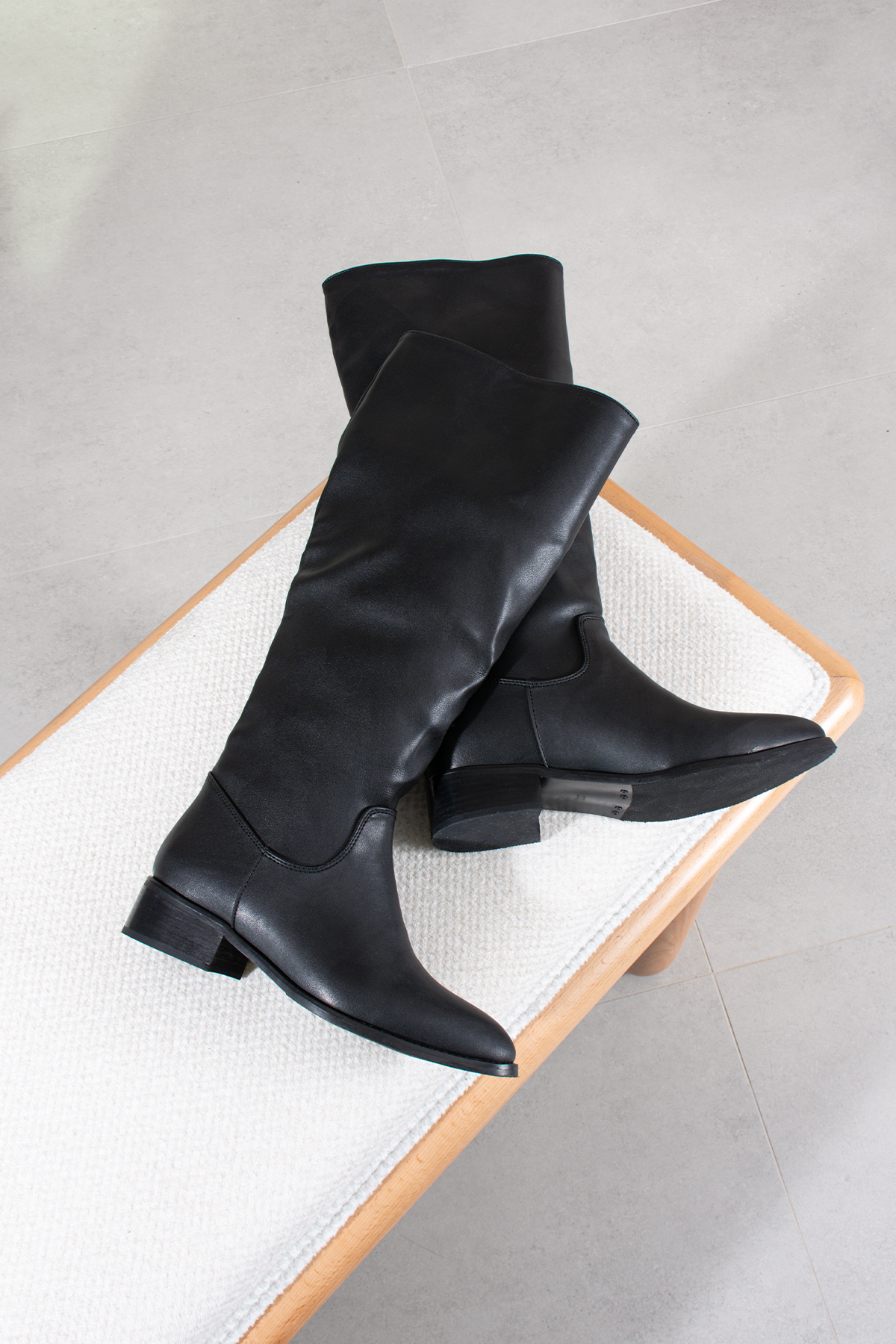DUXAL SHOES Eldon Siyah Mat Sivri Burun Kadın Kısa Topuklu Çizme