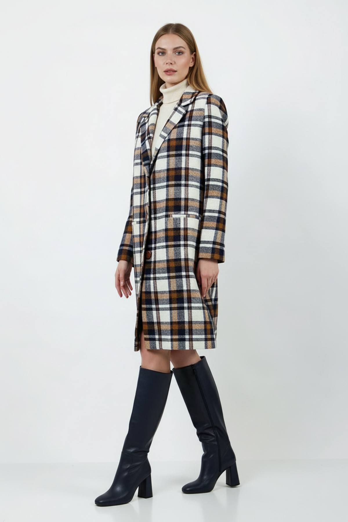 Volanlı  Ekose Desenli Palto - Görsel 4