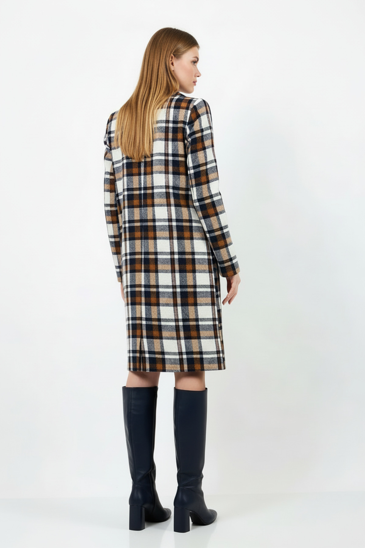 Volanlı  Ekose Desenli Palto - Görsel 5