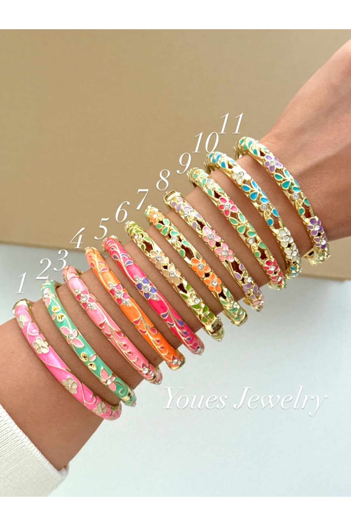 YOUES JEWELRY Renkli Çelik Mineli Kelepçe Bileklik Renk Seçebilirsiniz Sedefli Lotus Çiçekli Vintage Taşlı Kelepçe