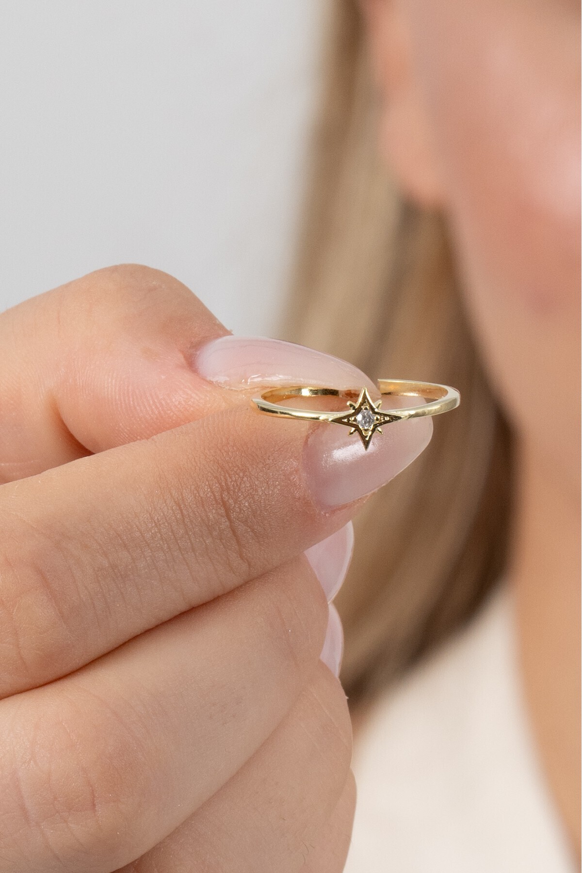 Söğütlü Silver 925 ayar gümüş yüzük altın yaldızlı zirkon taşlı kuzey yıldızı ayarlamalı yüzük SGTL13130GOLD