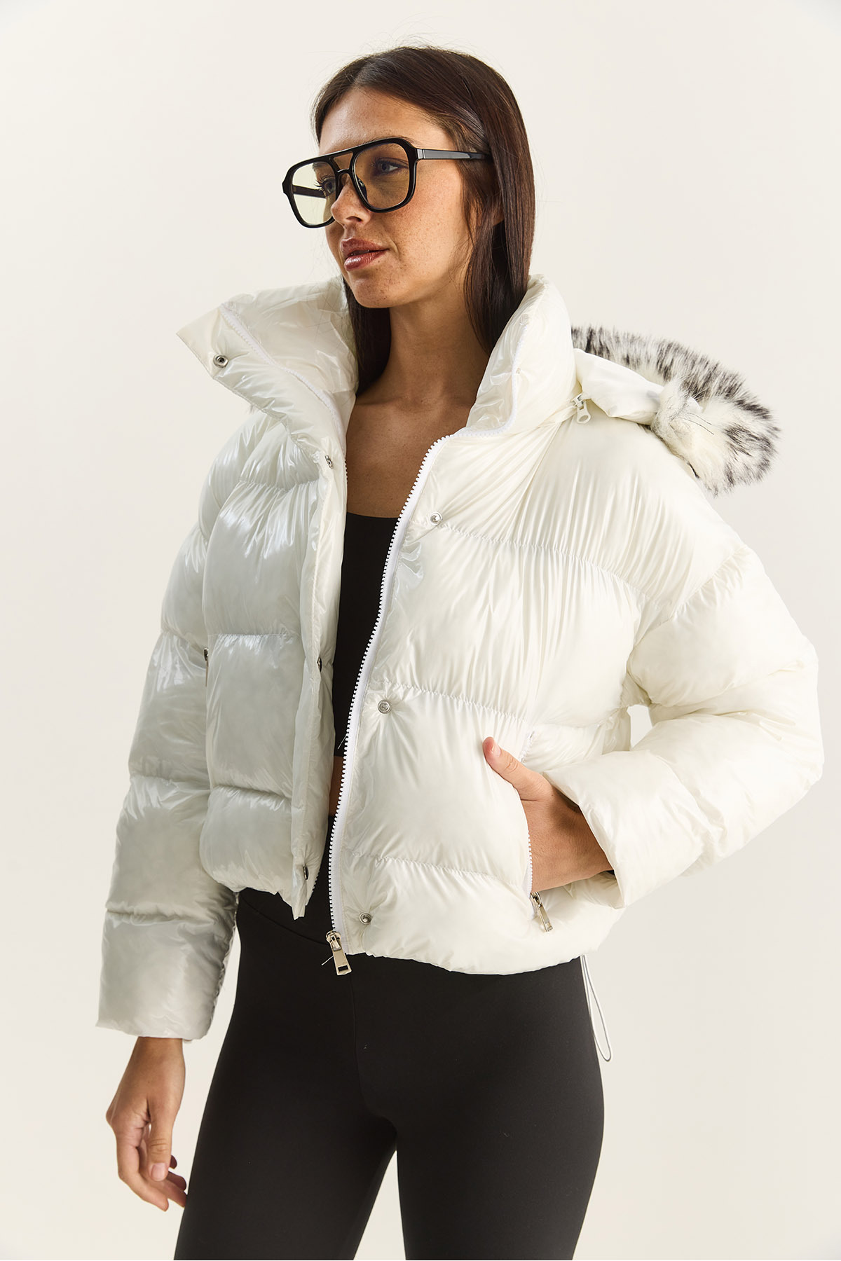 Bianco Lucci  Kadın Cep Detaylı Astarlı Kapüşonlu Kısa Puffer Mont 1088 60283867 - Görsel 3