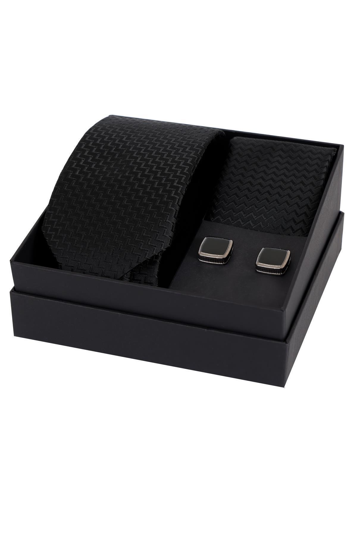  ست هدیه دستمال کراوات مشکی طرح‌دار و دکمه سرآستین مشکی مربعی دست‌ساز ۸ سانتی‌متری HSET:101