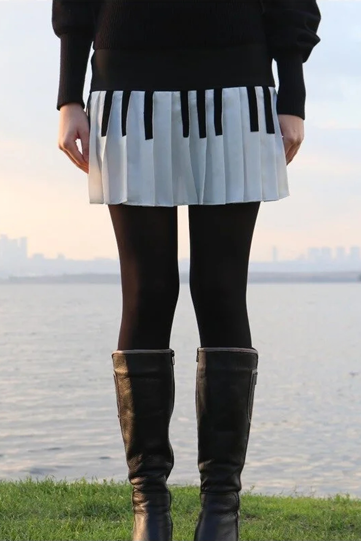 Hatun Atila  Piyano Desenli Piliseli Mini Etek - Görsel 5