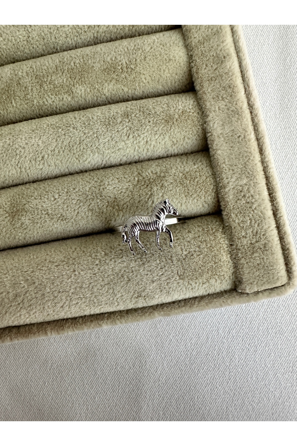 ringbox Silver Color Zebra Steel Ring- Trendyol