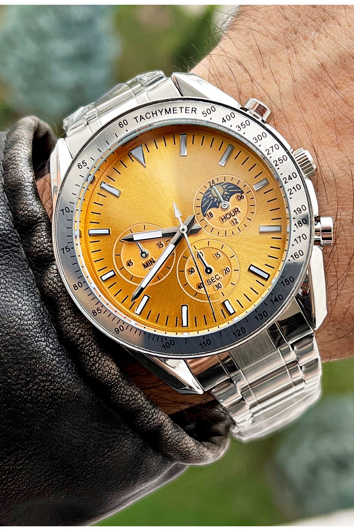 ساعت مچی مردانه بند فولادی با صفحه زرد ۴۲ میلی‌متری + جعبه ساعت