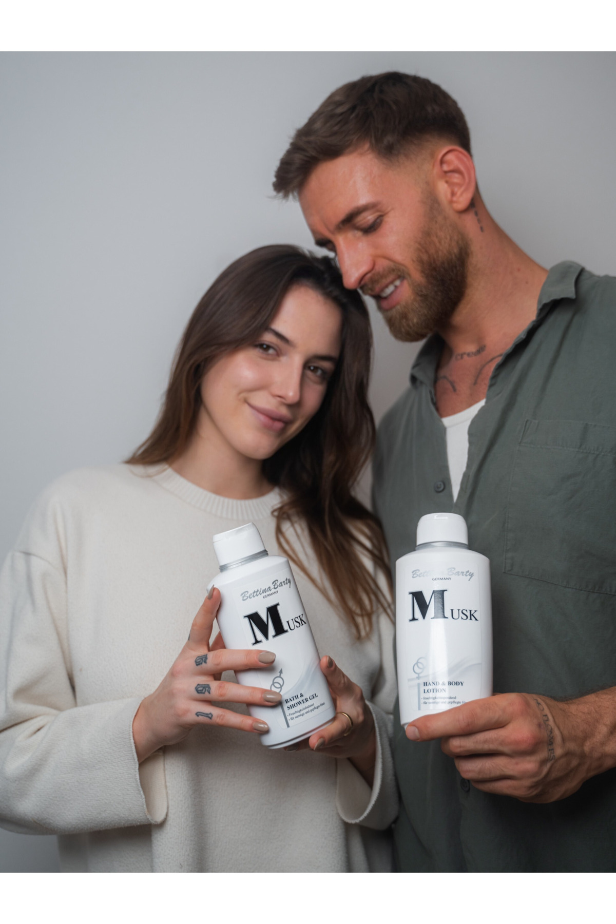 Musk El ve Vücut Losyonu 500 ml – Pudramsı ve Kalıcı Misk Kokulu – Unisex — 4008268003166 — تصویر 5 از 8
