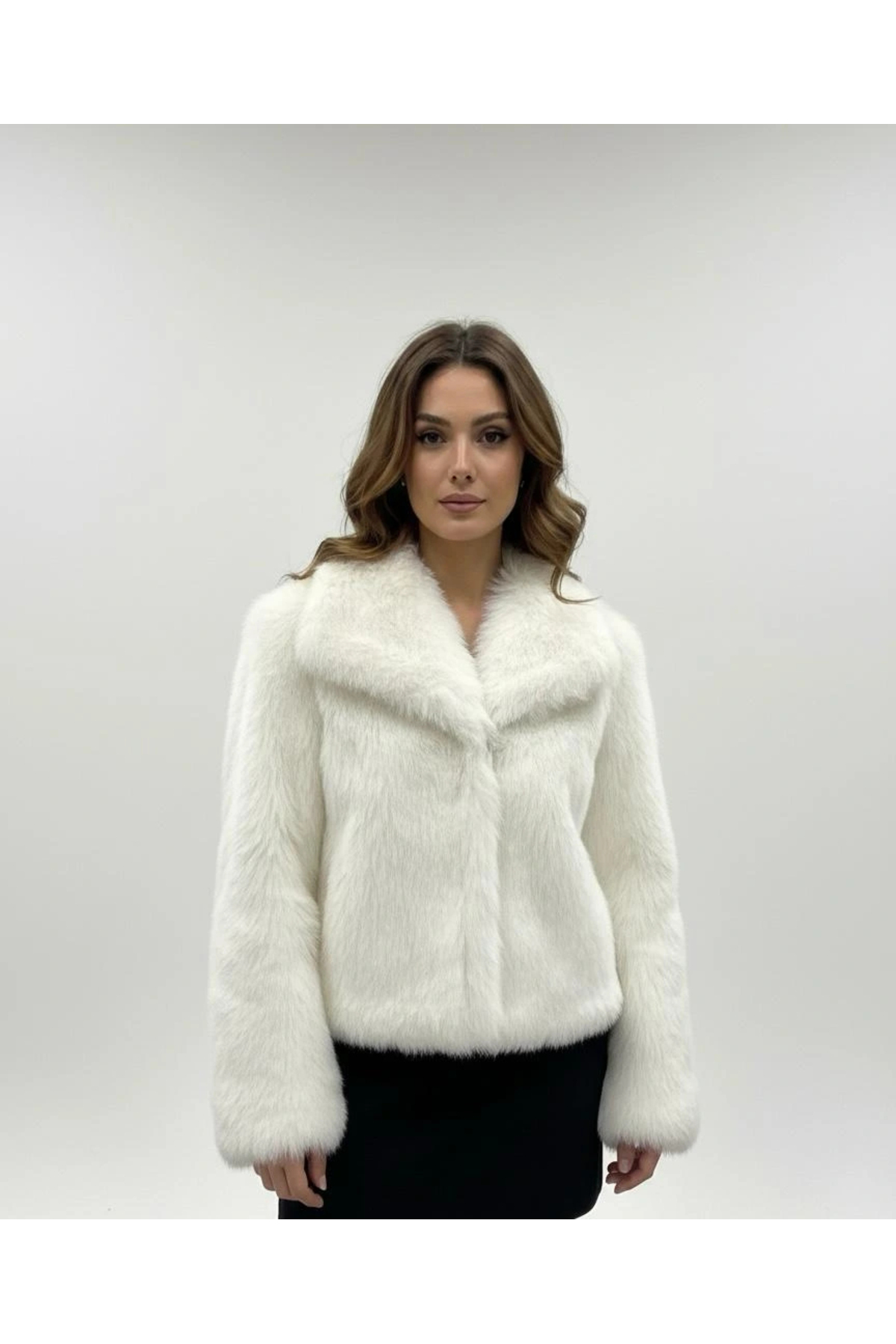 Masttoon  Beyaz Premium Yarım Kürk