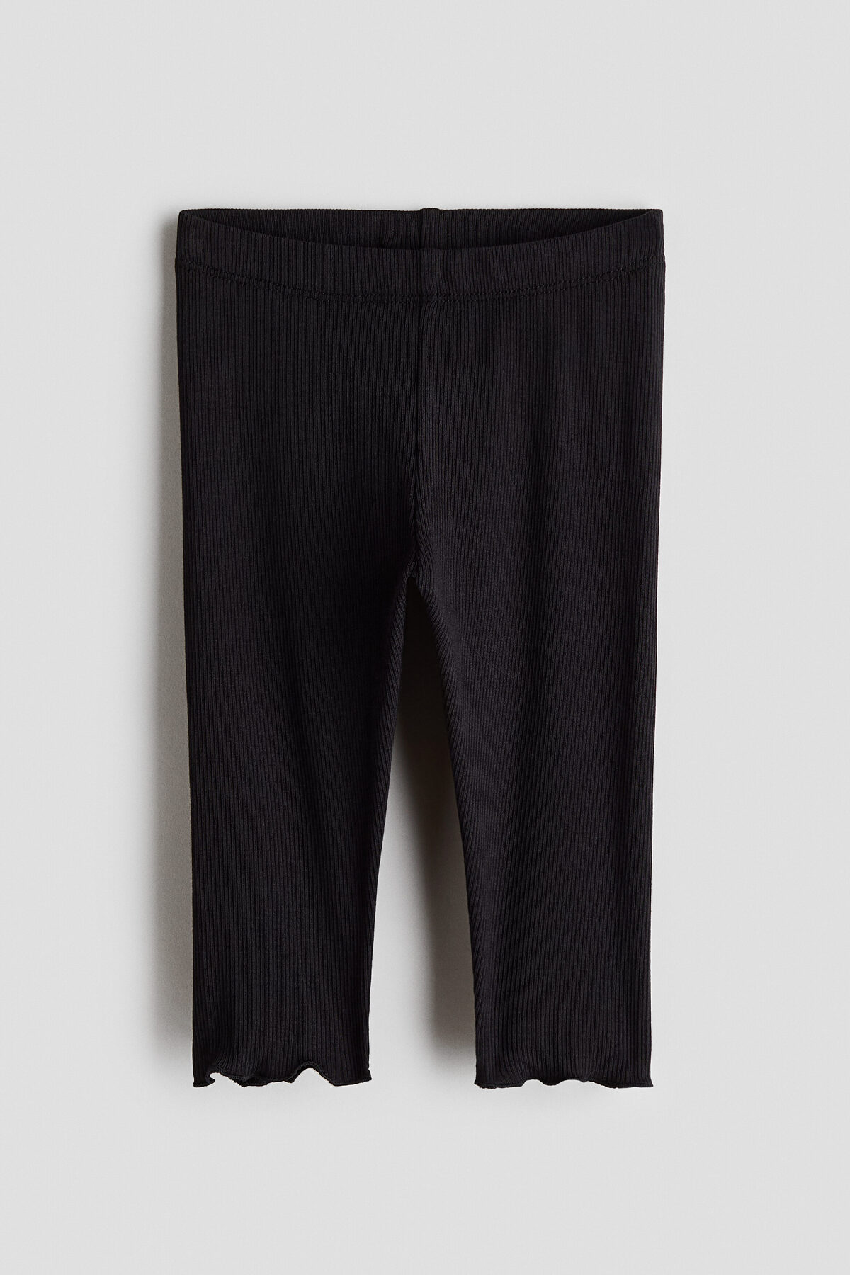 لگ‌های آجدار و نخی اچ اند ام ساپورت H&M