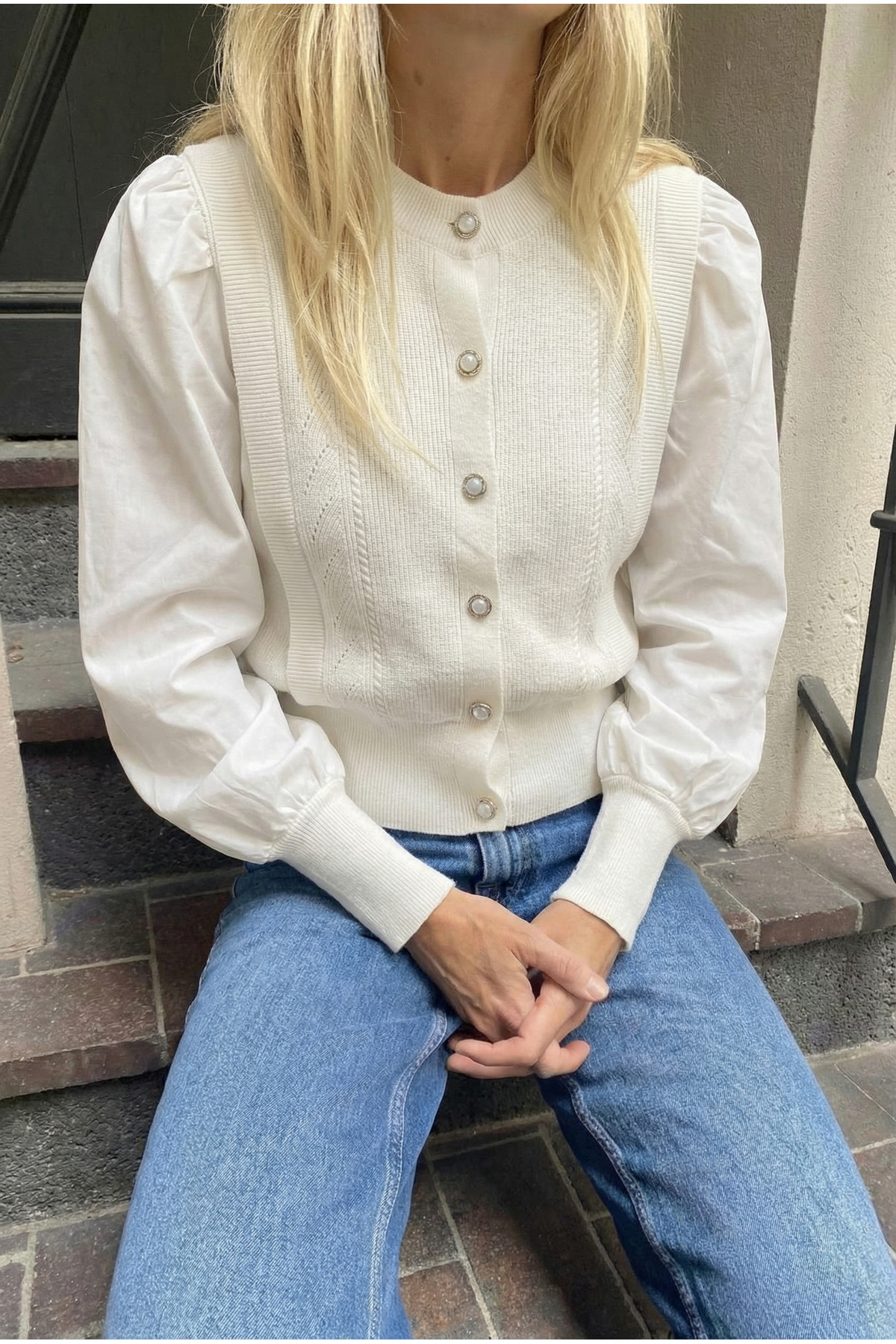 FEMELLE  Kadın Beyaz Bilekleri Triko Kolları Kumaş Düğmeli Triko Hırka