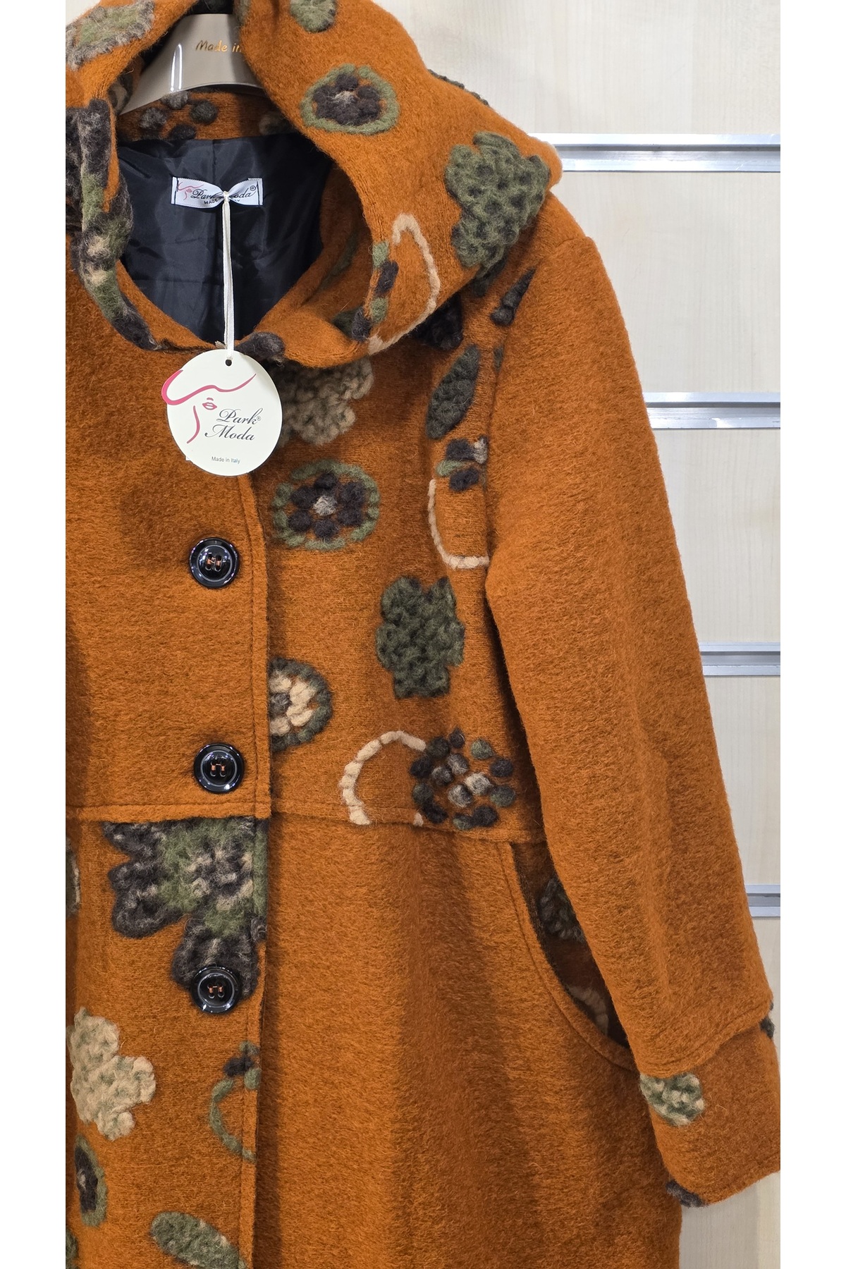 Park Moda Keçe Kaban Çiçek Kabartmalı fotoğrafı 4 (önizleme)