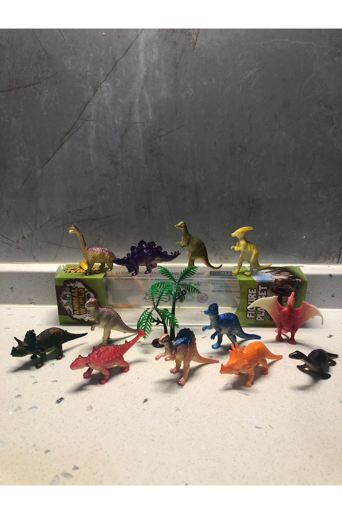 TOYZ PLAY Vahşi Hayvanlar Dinozorgil Oyuncak 13'lü Karakter Figür