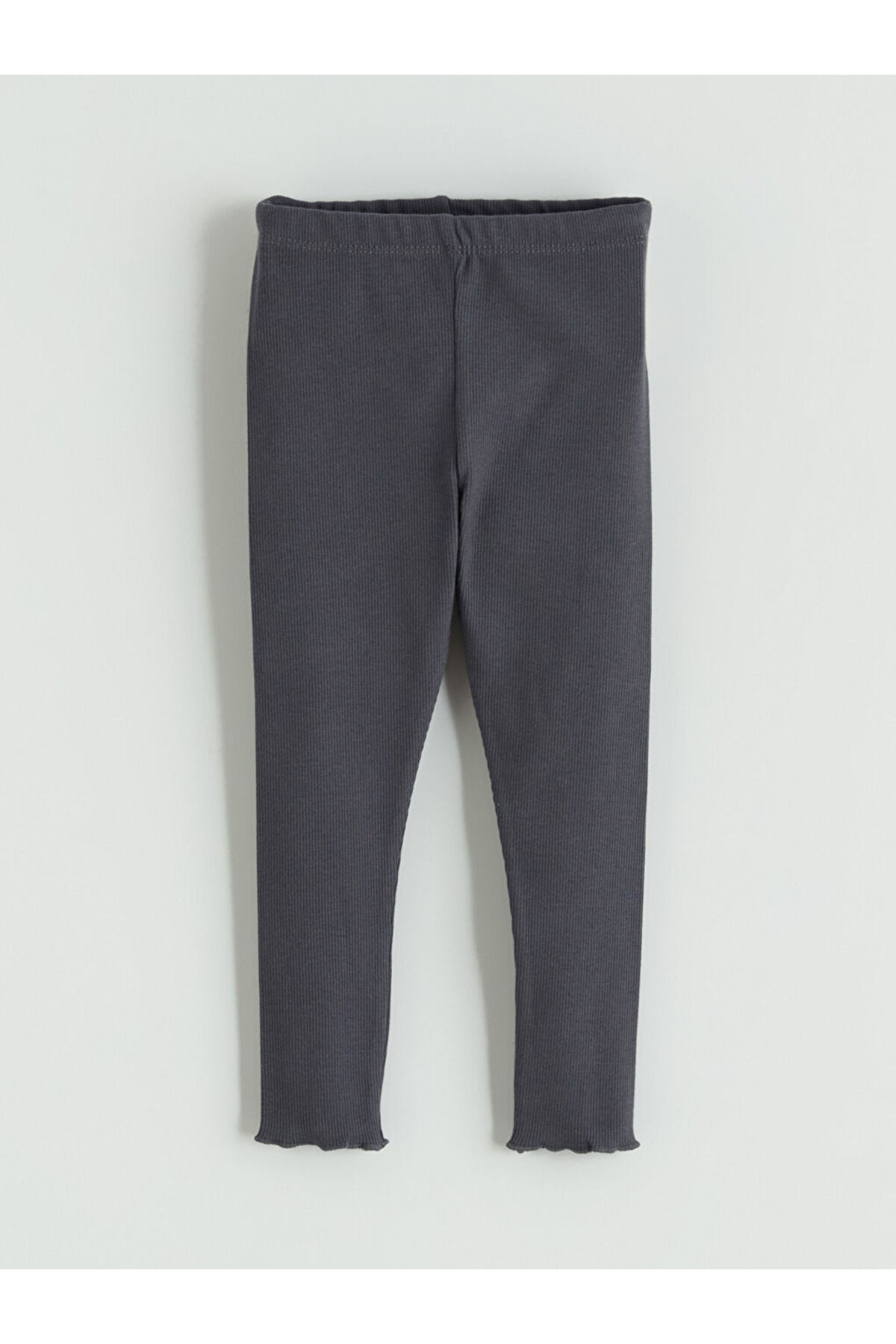 LC Waikiki GiyÇık Store den Pembe Bisiklet Yaka Minnie Mouse Baskılı Kız Bebek Sweatshirt ve Tayt fotoğrafı 6 (önizleme)