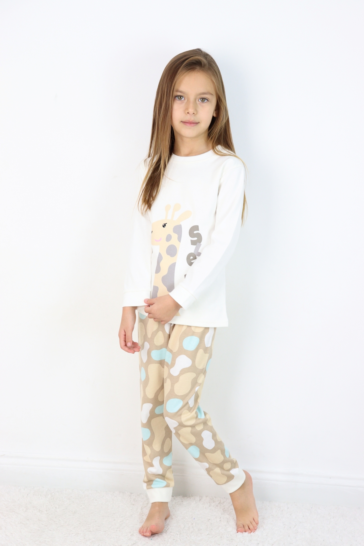 HARİKA KİDS Kız Çocuk Orta Kalınlıkta Basic Baskılı Pijama Takımı fotoğrafı 5 (önizleme)