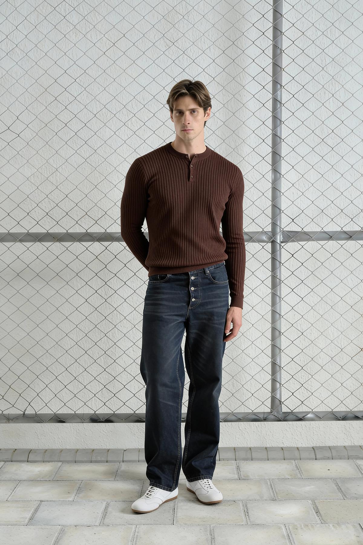 GIESTO  ERKEK DAR KESİM DÜĞMELİ KAHVERENGİ TRİKO - Görsel 3