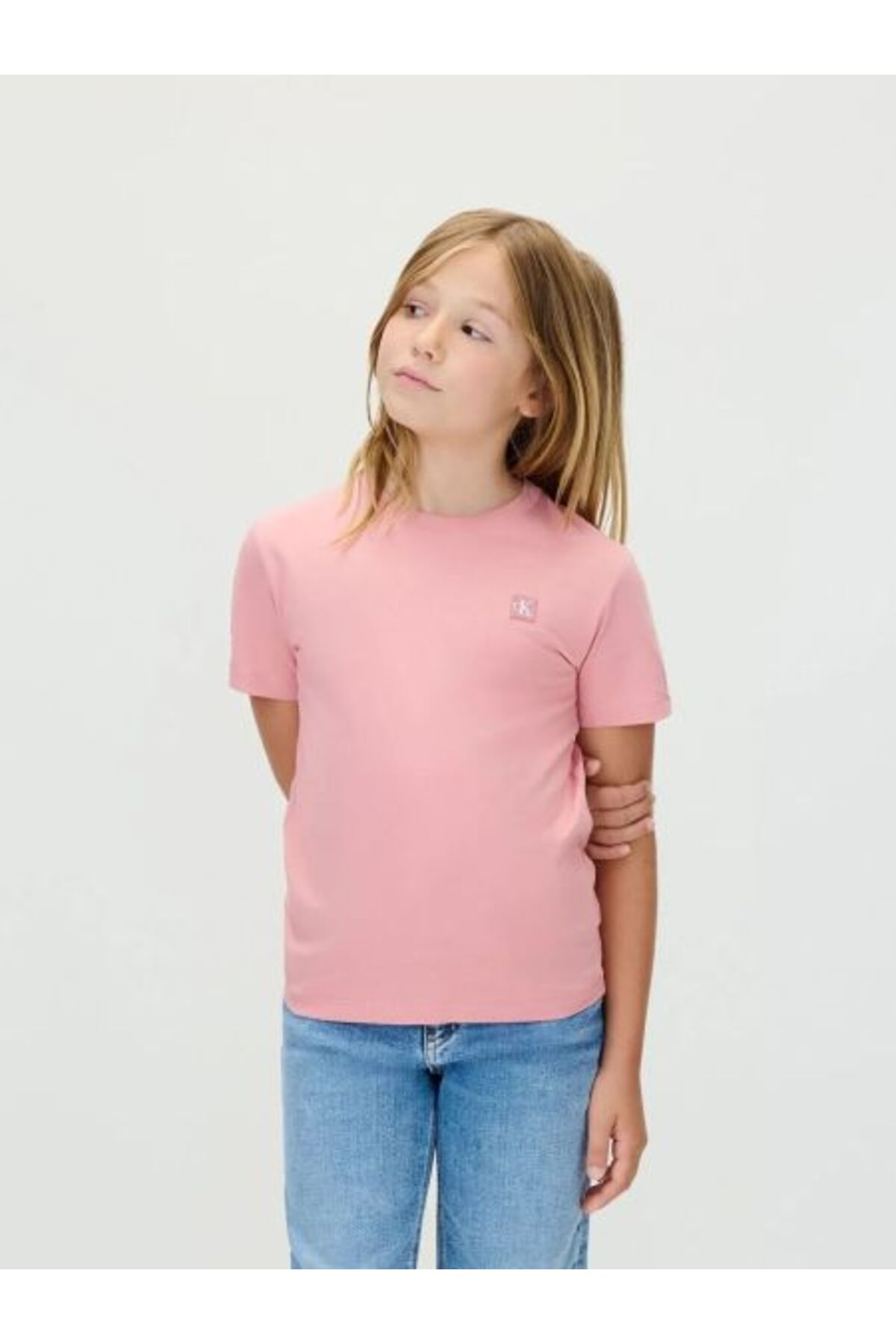 کلوین کلاین تی‌شرت