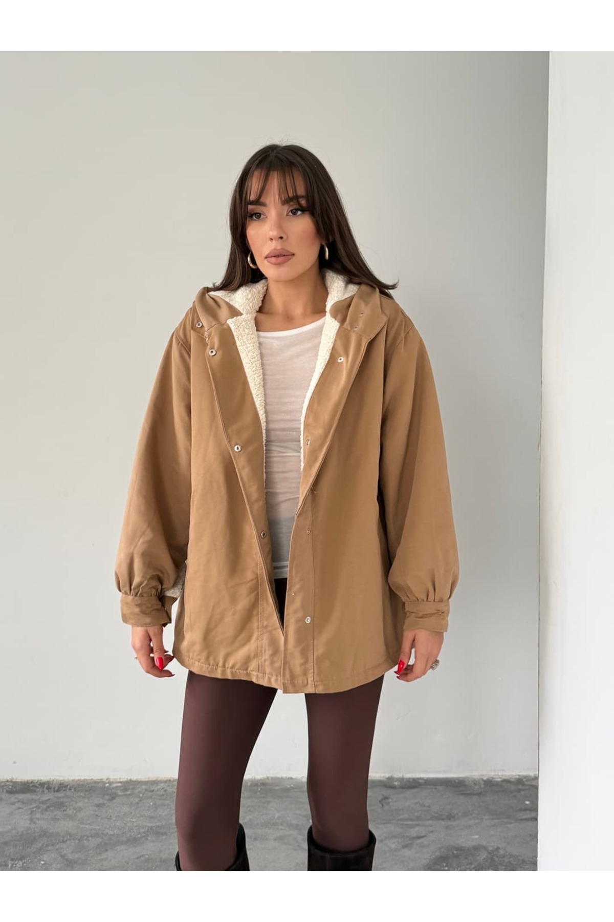 mydukkan.co  Kapüşonlu İçi Peluş Mont - Görsel 2