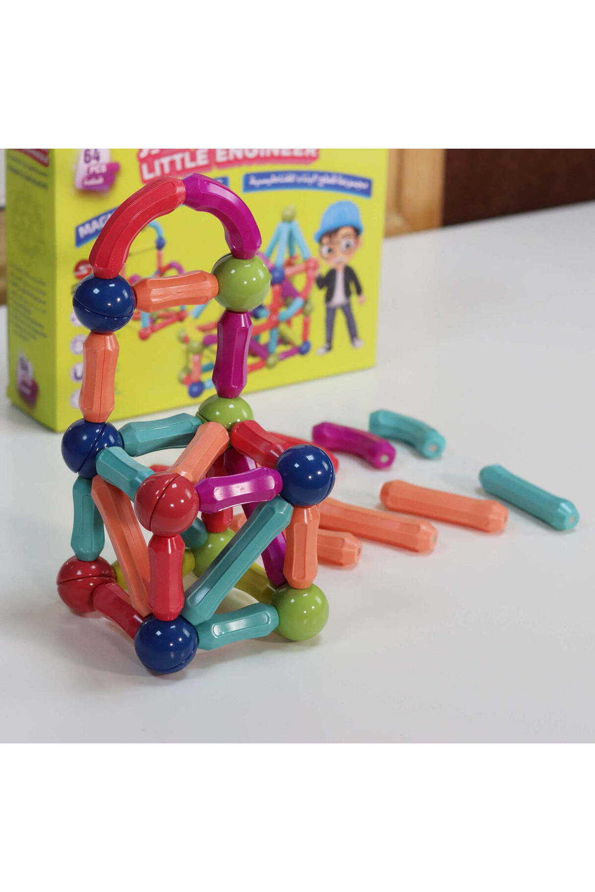 مهندس کوچولو - ۶۴ قطعه مغناطیسی