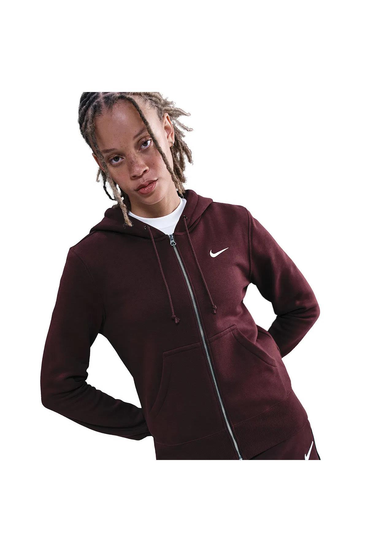 boyfriend hoodie nike