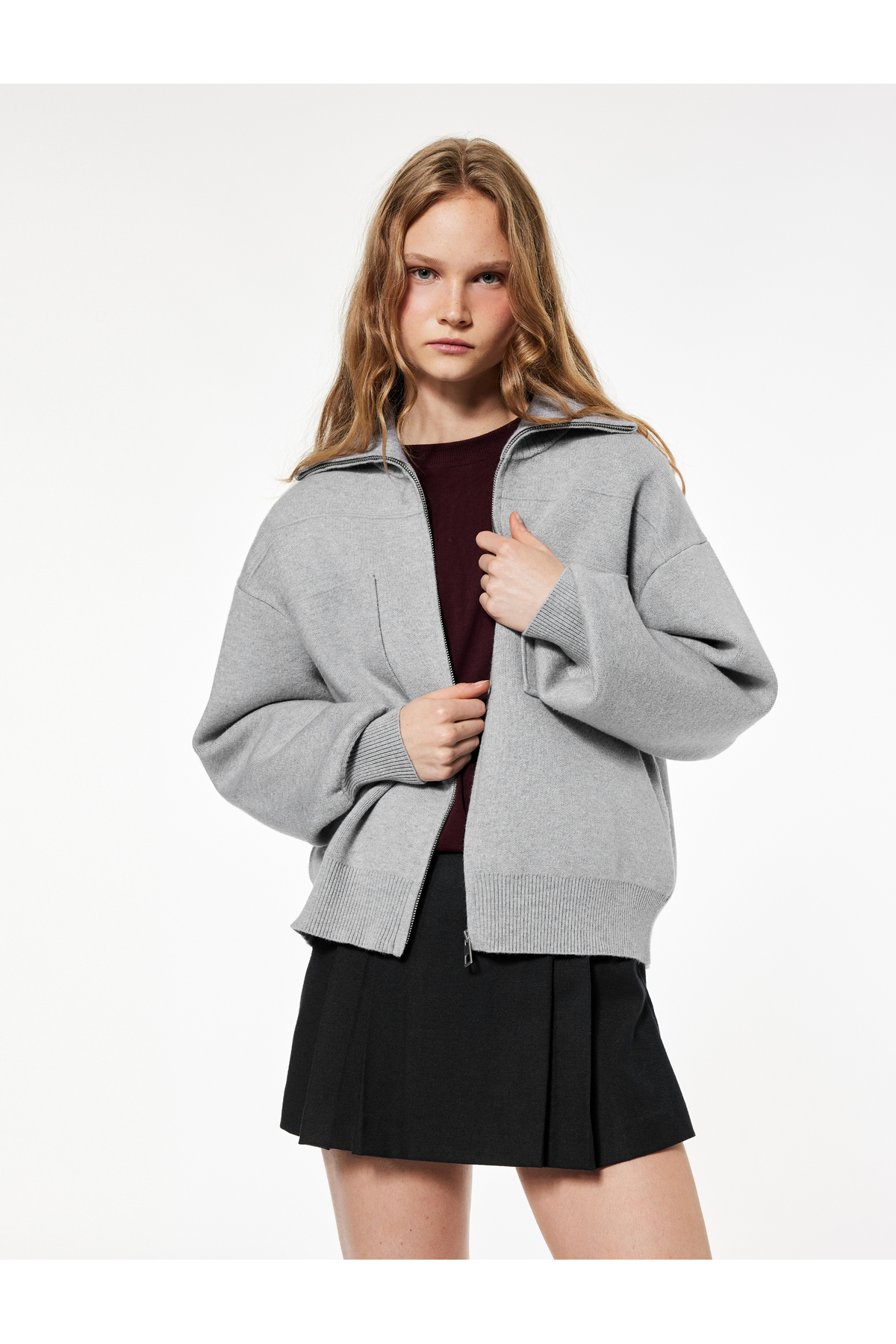 Koton  Rahat Kalıp Uzun Kollu Cep Detaylı Viskon Karışımlı Fermuarlı Hırka - Görsel 2