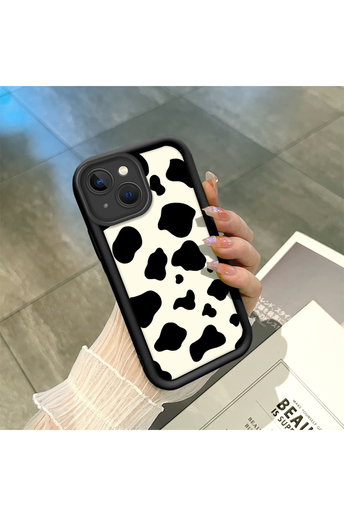iPhone 15 Compatible Silicone Material Shockproof Simple Black Color Phone Case