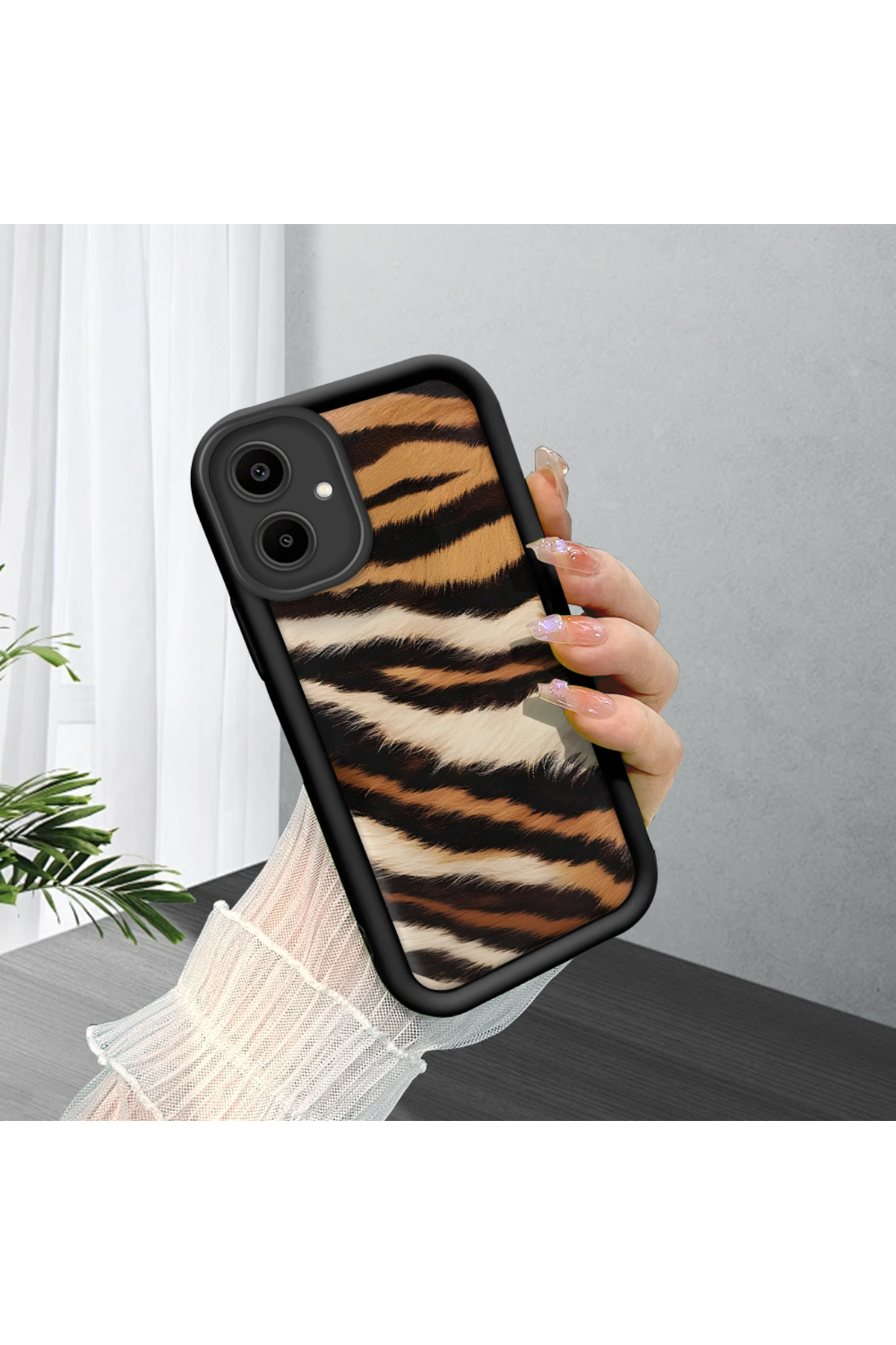 Samsung Galaxy A06 Compatible Silicone Material Shockproof Simple Black Color Phone Case