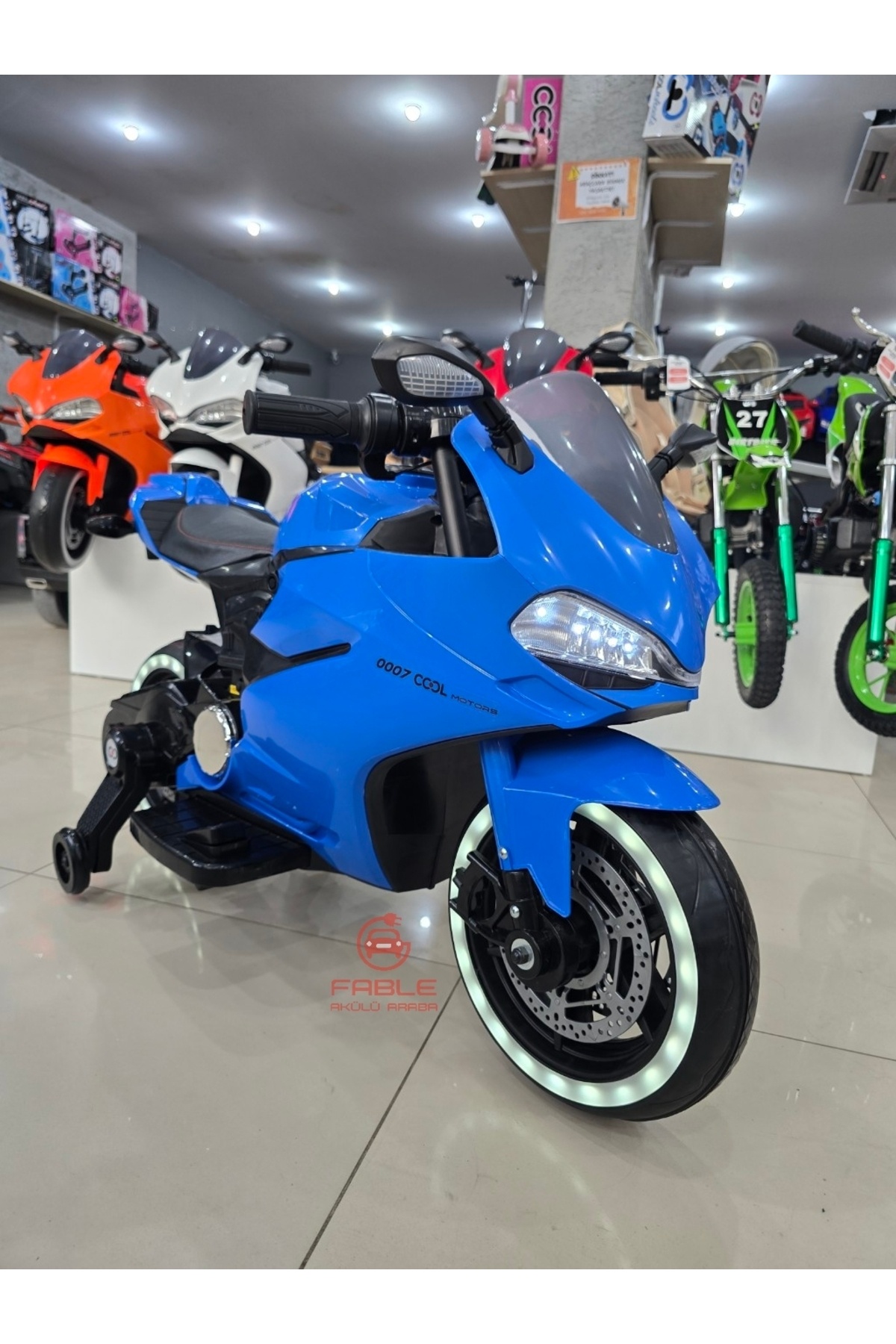 Fable Cool Motors Yarış Motoru! 12V, Elden Gazlı, Destek Tekerli, Ara Gaz Sesi, Amortisörlü