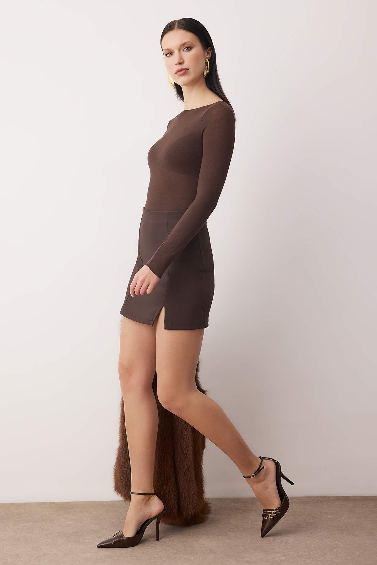 Trendyolmilla  Kahverengi Düz Kısa / Mini Dokuma Finike Şık/Gece Etek TPRAW23ET00014 - Görsel 4