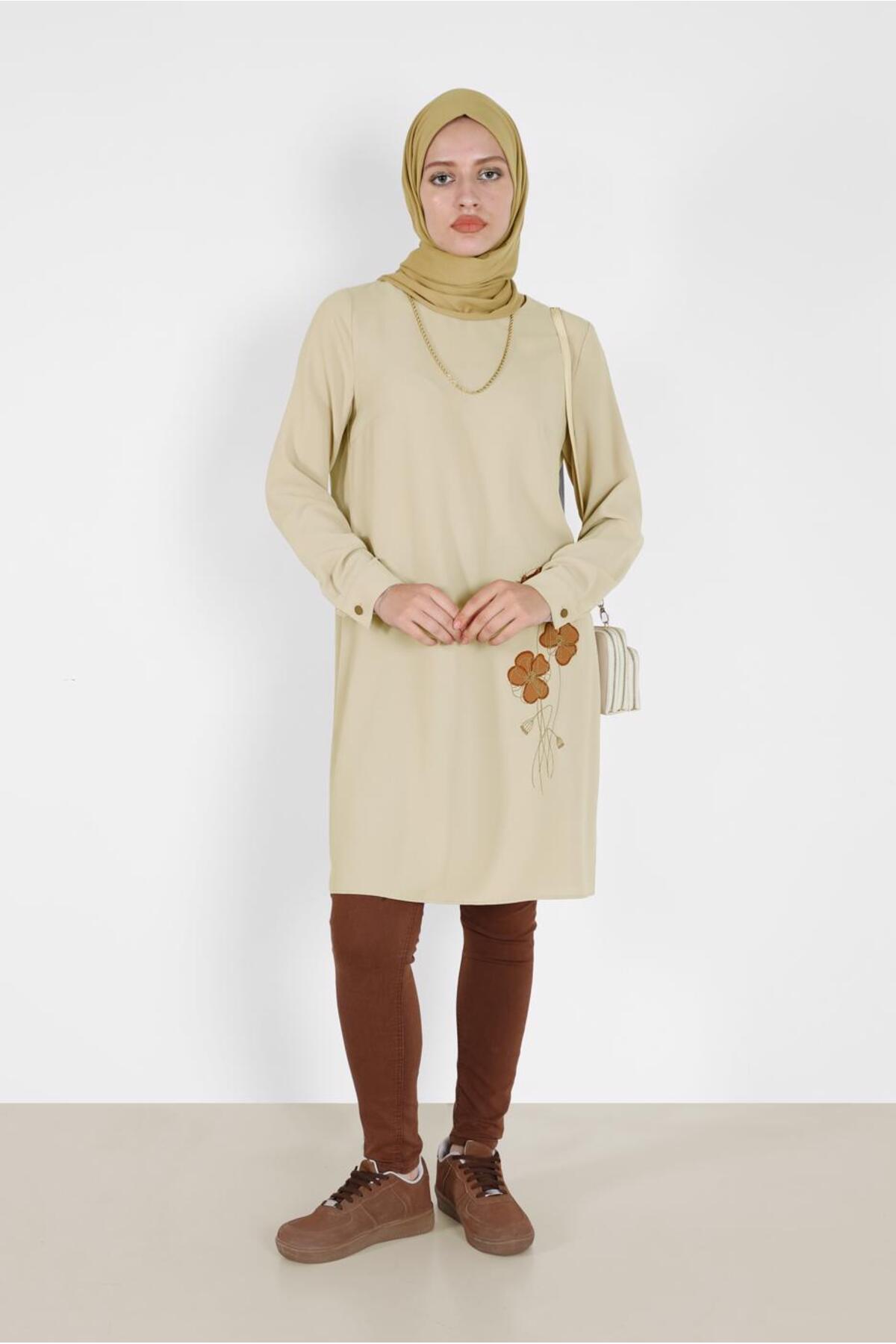 FLORAL PRINT TUNIC WITH BUTTON DETAIL ON THE SIDES 42172