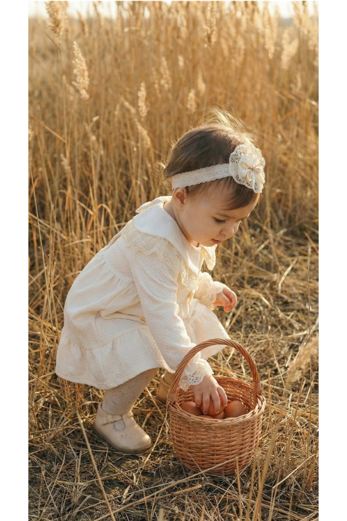 MONTİNA FİYONK DETAYLI VINTAGE JAKARLI WAFFLE PREMIUM BEBEK ELBİSESİ VE SAÇ BANDI SETİ fotoğrafı 2 (önizleme)