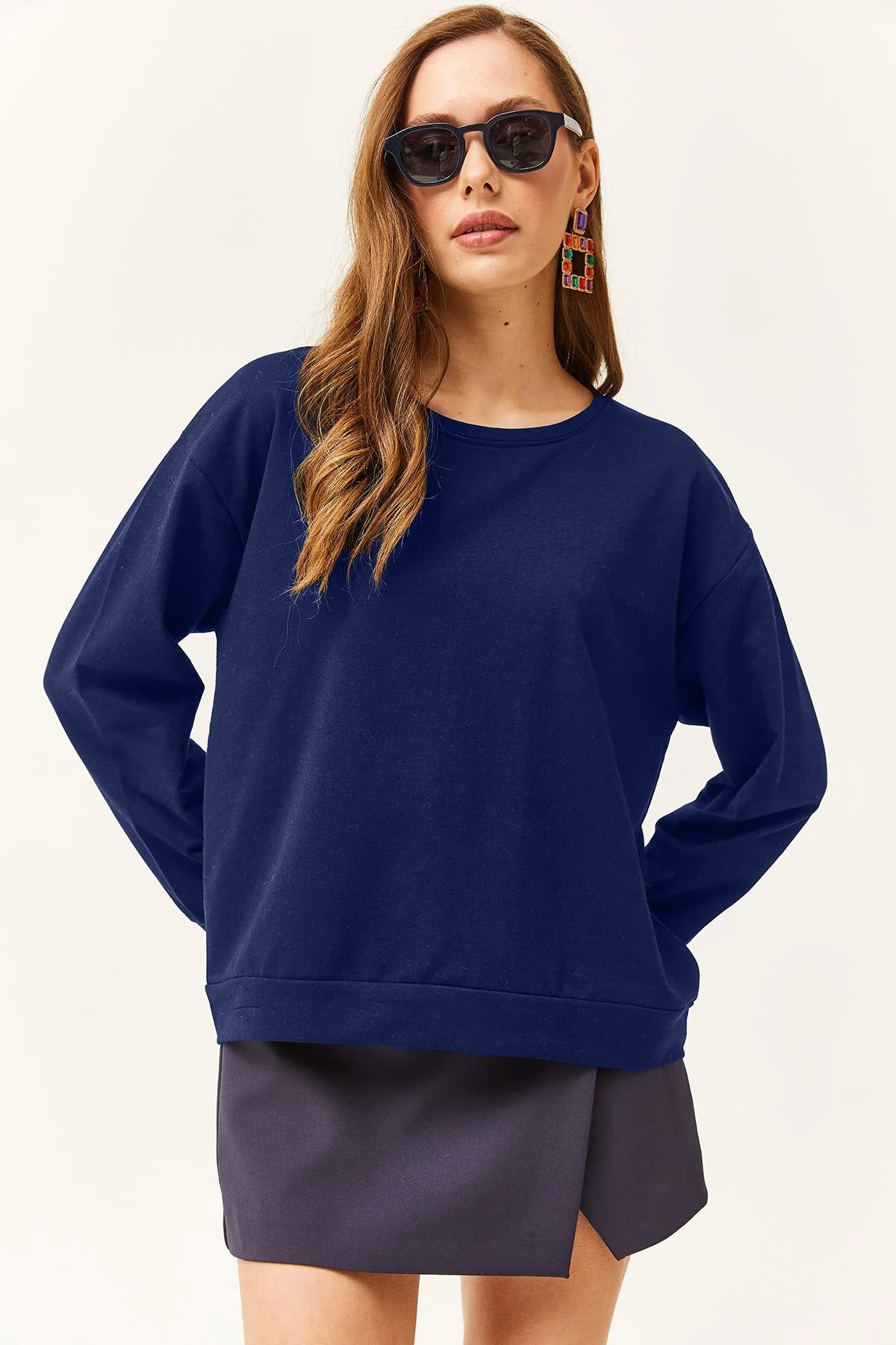 Women's Navy Blue Basic Soft Textured Loose Sweatshirt