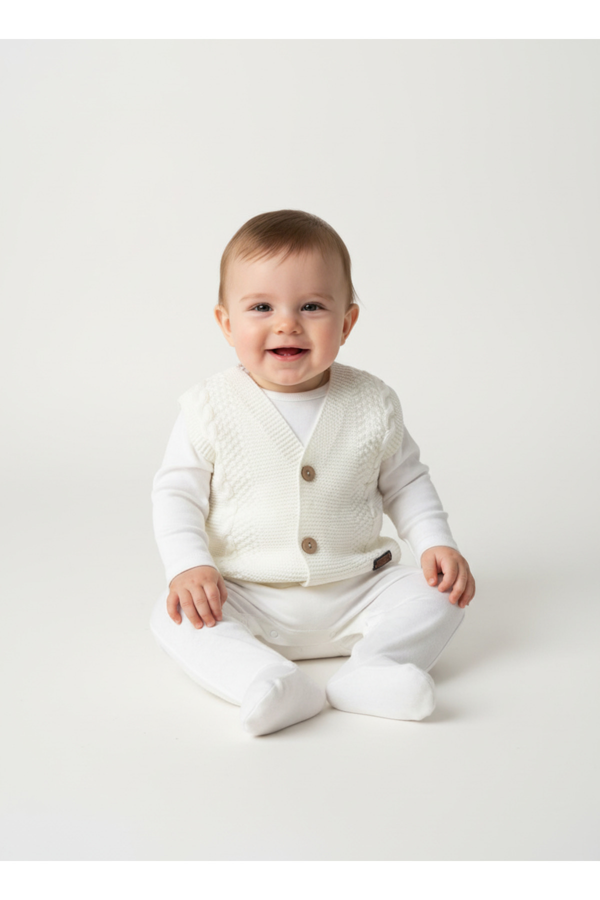 Bebemio Boutique Örgü kız Bebek Yeleği 2'li Düğme Detaylı Triko Kumaş fotoğrafı 6 (önizleme)