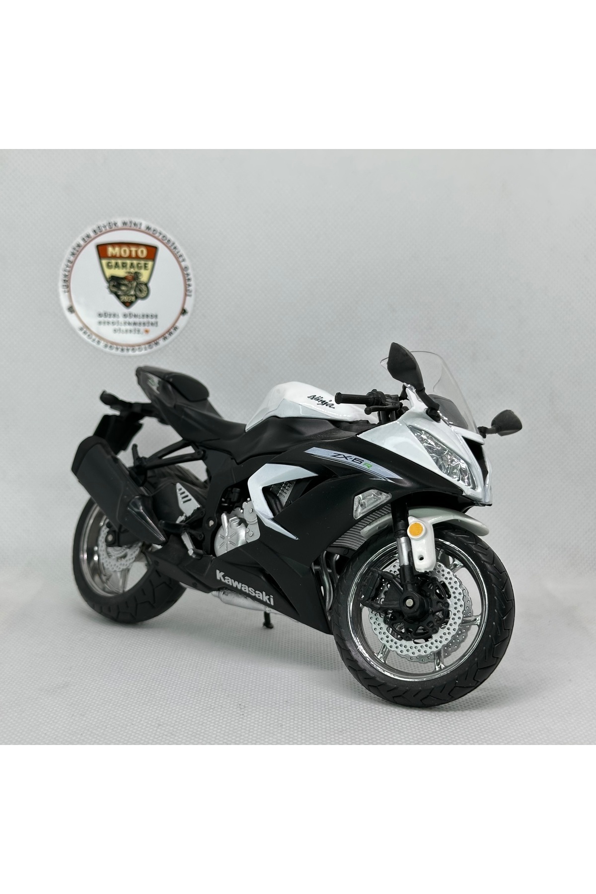 MotoGarage Kawasaki Ninja ZX-6R 1:12 Diecast Motosiklet Model