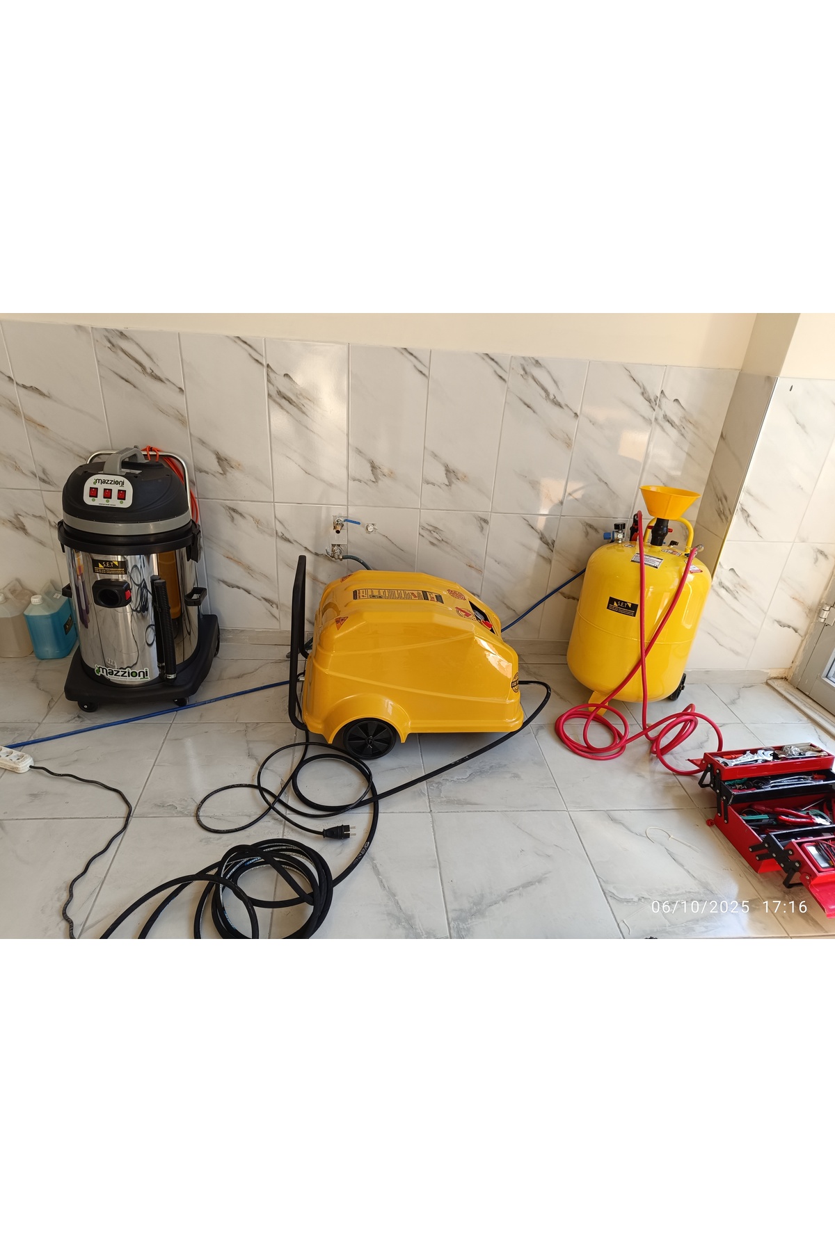 İTALYAN 3 LU OTO YİKAMA SETİ